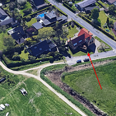 Ashampoo_Snap_2019.08.13_18h45m19s_004b_ I 80'erne var Søvevej 5 til salg som byggegrund, som vi overvejede at købe...